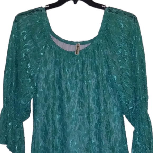 2TEE COUTURE Size Large Lace Dress Mint Green With Sheer Bell Sleeves Tunic - Picture 3 of 12